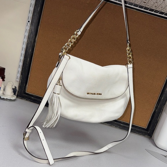Weston Ivory Leather Zipper Flap Closure Shoulder Bag W/Tassel - Picture 1 of 11